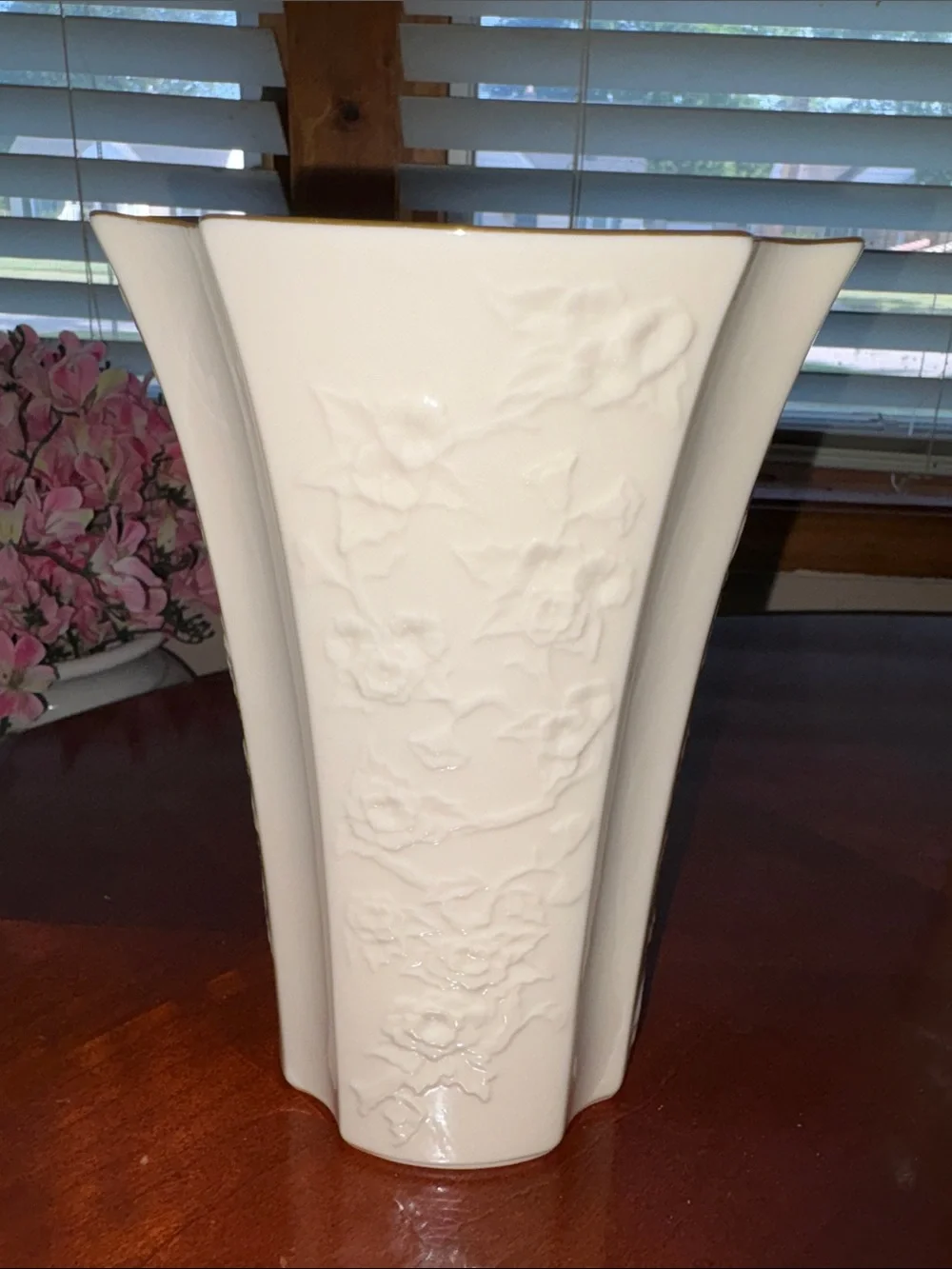 Vintage Lenox Ivory Embossed Floral Vase with 24K Gold Trim – 8